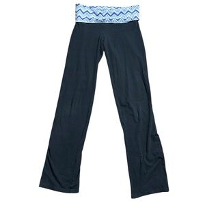 Victoria’s Secret pink fold down vintage 2010s leggings Chevron sparkle logo